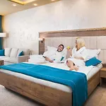 Park & 4* Markovo