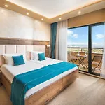 Hotel Park & 4*