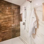 Park & Hotel 4*