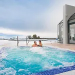 Hotel Park & 4*