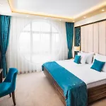 Hotel Park & 4*