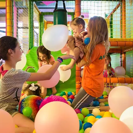Park & Spa Hotel Markovo فندق 4*