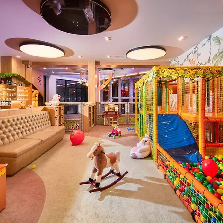 فندق Park & Spa Hotel Markovo ماركوفو