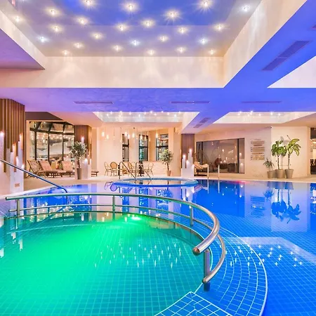 فندق Park & Spa Hotel Markovo ماركوفو