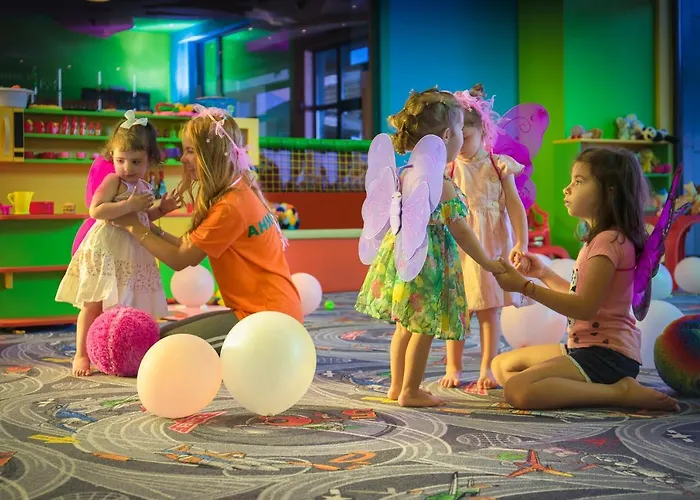 Хотел парк и Марково