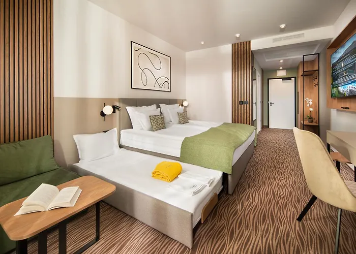 парк и 4* Марково