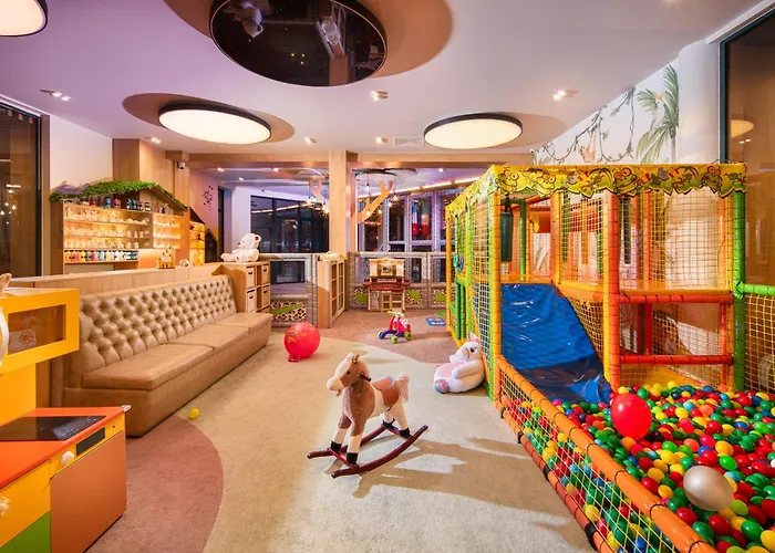 Hotel Park & Markovo