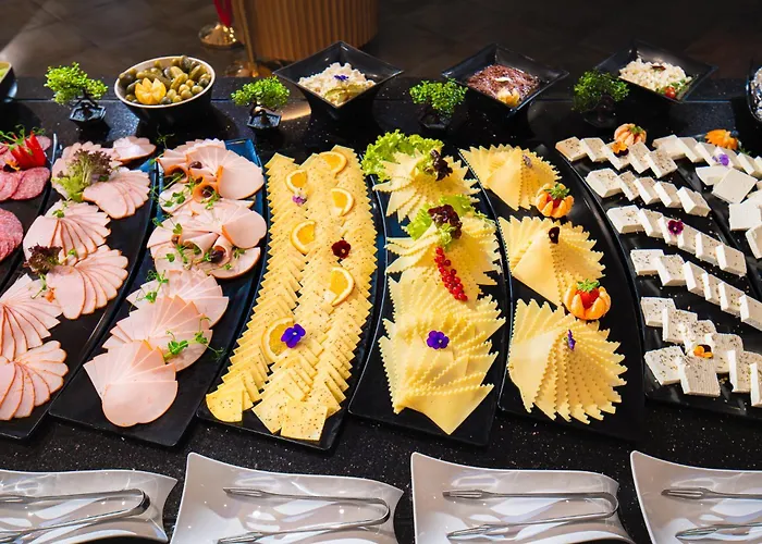 Хотел парк и 4*